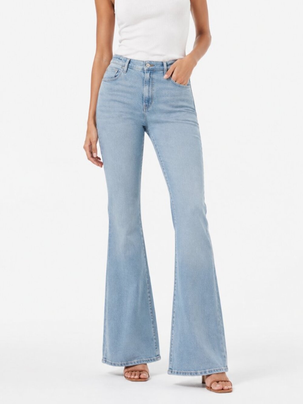 ABERCROMBIE & FITCH THE FLARE ULTRA HIGH RISE JEANS IN LIGHT WASH - 34